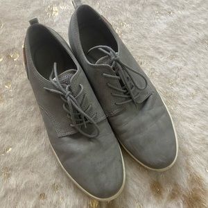 B.P men shoes
